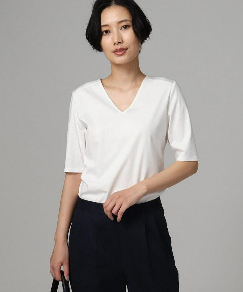 【洗える】スムースVネックカットソー