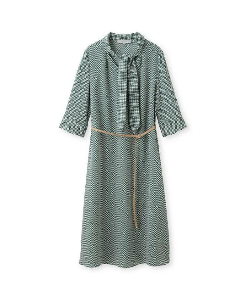 グラフィカル柄ミドルワンピース