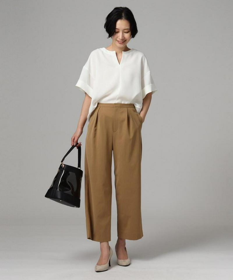 【洗える】ダブルクロススリットネックブラウス