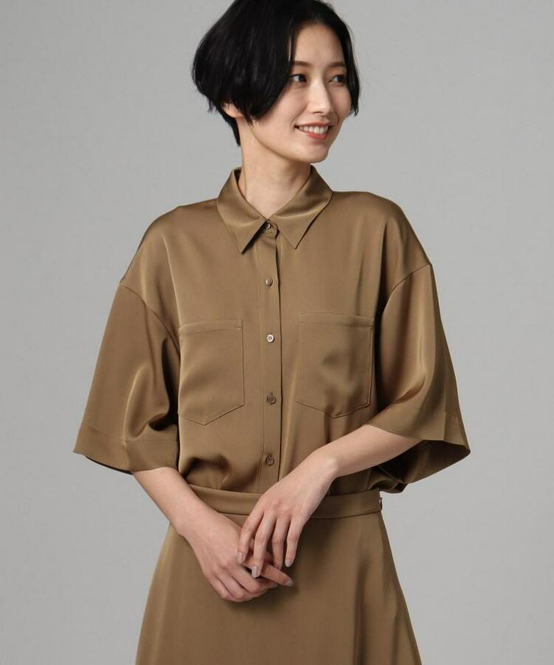 サテンワイドスリーブシャツ