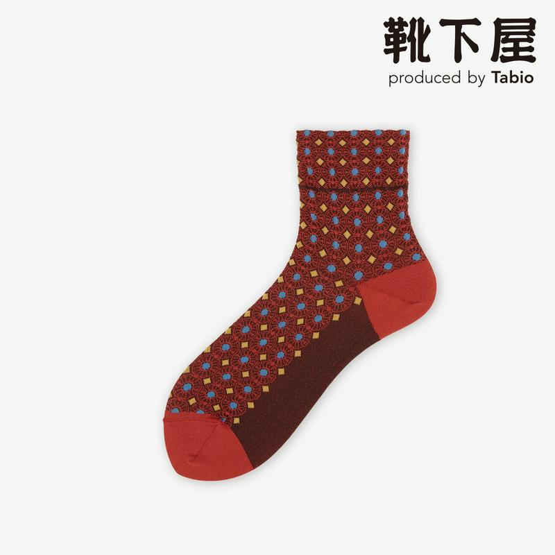 【全品送料無料★〜4/28 9:59迄】【あす楽】【Tabio】 フロートアフリカンファブリック柄ショートソックス / 靴下屋 