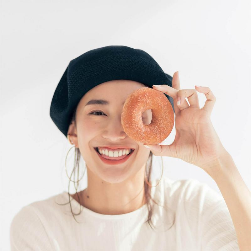 【ＧＷ限定セール】体のラインをひろいにくい　後ろボタン使いカットソー【汚れにくい白】