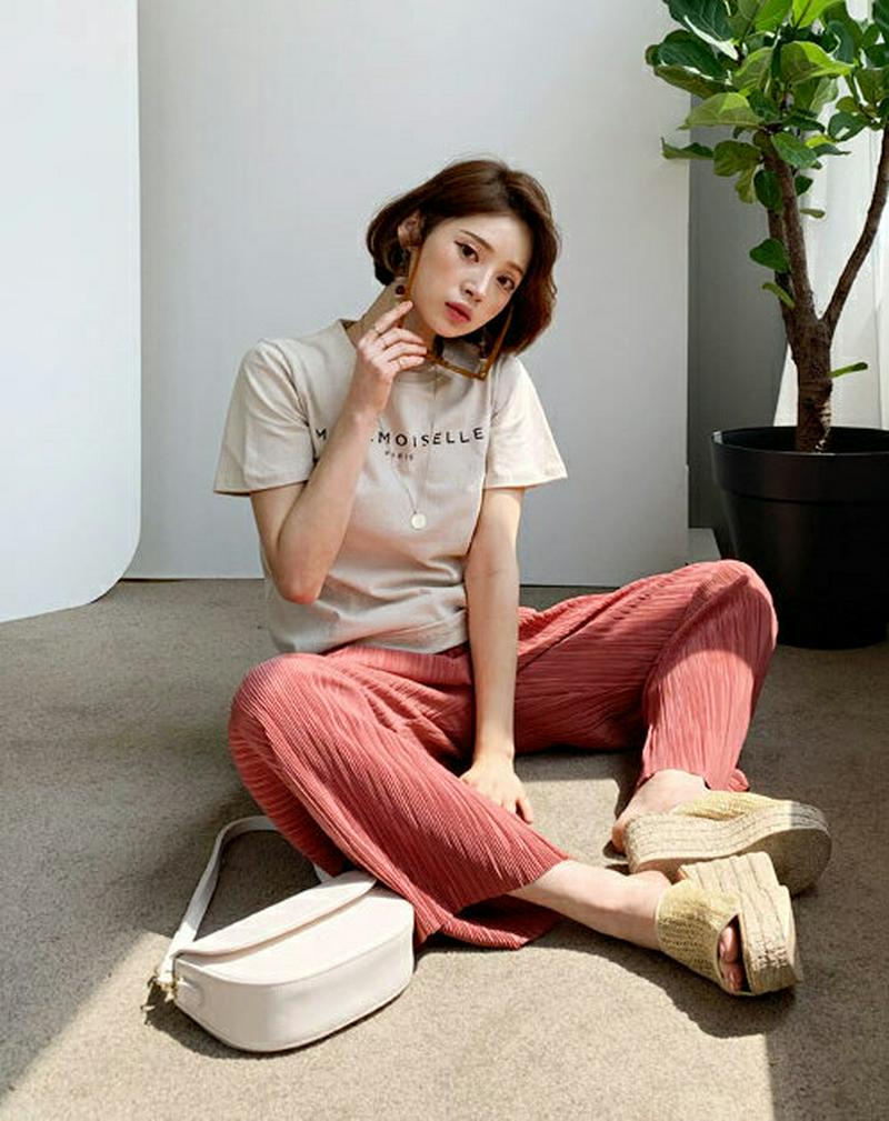 レタリングラウンドTシャツ・全4色・t55956 レディース【tops】【トップス Tシャツ 半袖 ハーフスリーブ ロゴ ロゴT