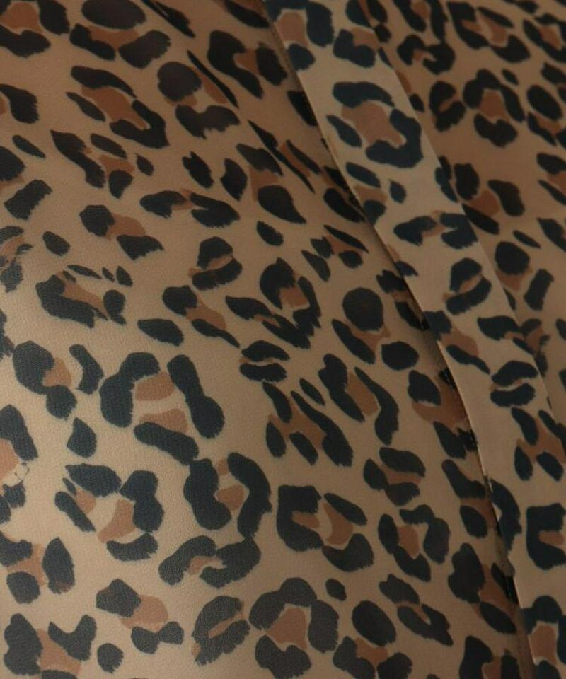 【ウォッシャブル】シアーレオパード柄シャツ