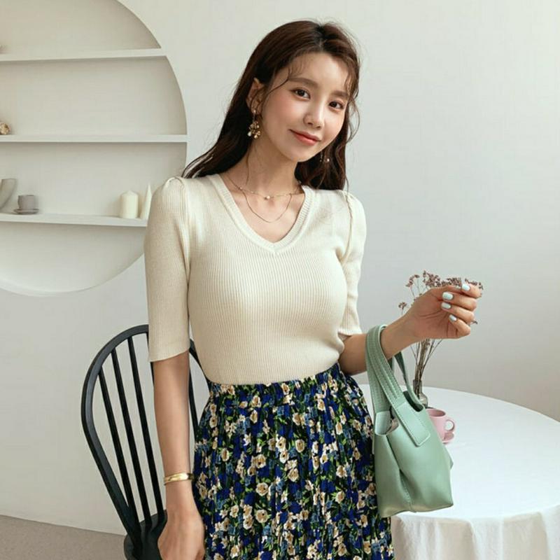 ≪人気商品再入荷≫Vネックパフニット・全5色・b59206 レディース 【tops】 韓国ファッション トップス ニット ニットトップス パフ Vネック 半袖 ハーフスリーブ 単色 シンプル 大人 カジュアル 春 夏
