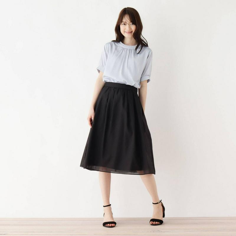 フリルネックシフォンプルオーバー