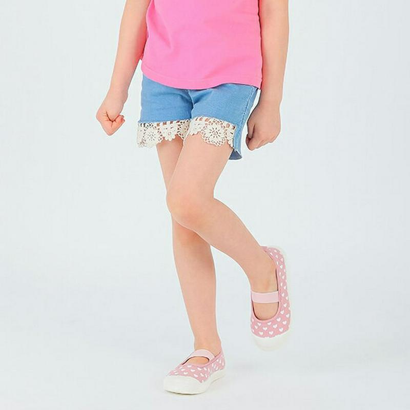 フラワーレースデニムショートパンツ・p001834 キッズ【3~8才】【pt】【デニム ショートパンツ デニムショートパンツ 短パン パンツ ズボン フラワー 花柄 レース 女の子 子供 こども 子供服 こども服】【KIDS】