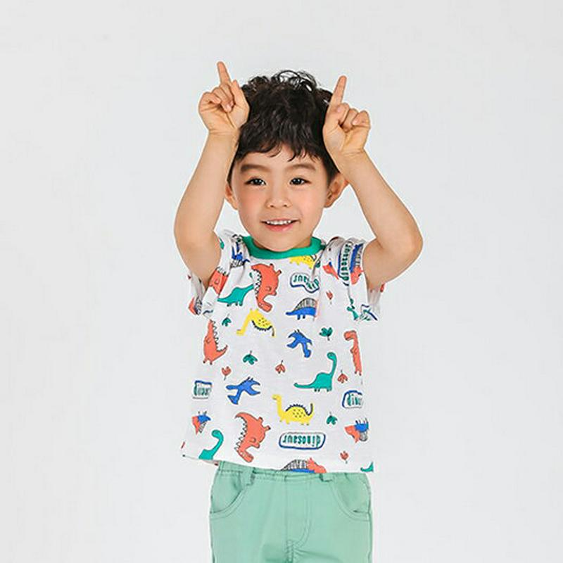 半袖ダイナソーTシャツ・p001458 キッズ【3~8才】【tops】【トップス Tシャツ 恐竜 ダイナソー 総柄 ポップ カラフル カジュアル 女の子 男の子 子供 こども 子供服 こども服】【KIDS】