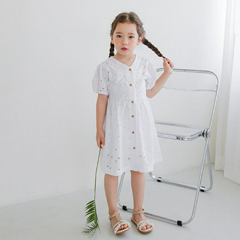 パンチングVネックワンピース(ホワイト) p001912 キッズ 【3~8才】【ops】【韓国 ファッション ワンピース フレア
