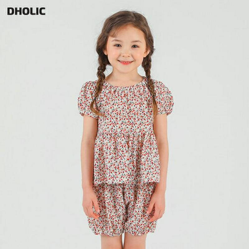 フラワーフレアTシャツ&パンツSET・p001945 キッズ【3~8才】【set】【セットアップ setup トップス Tシャツ 半袖 フラワー 花柄 パンツ ハーフパンツ ズボン 半ズボン 可愛い かわいい ガーリー 女の子 子供 こども 子供服 こども服】【KIDS】