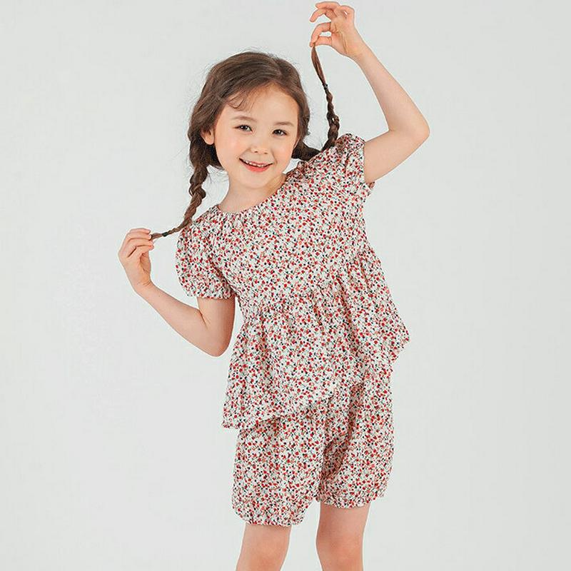 フラワーフレアTシャツ&パンツSET・p001945 キッズ【3~8才】【set】【セットアップ setup トップス Tシャツ 半袖 フラワー 花柄 パンツ ハーフパンツ ズボン 半ズボン 可愛い かわいい ガーリー 女の子 子供 こども 子供服 こども服】【KIDS】
