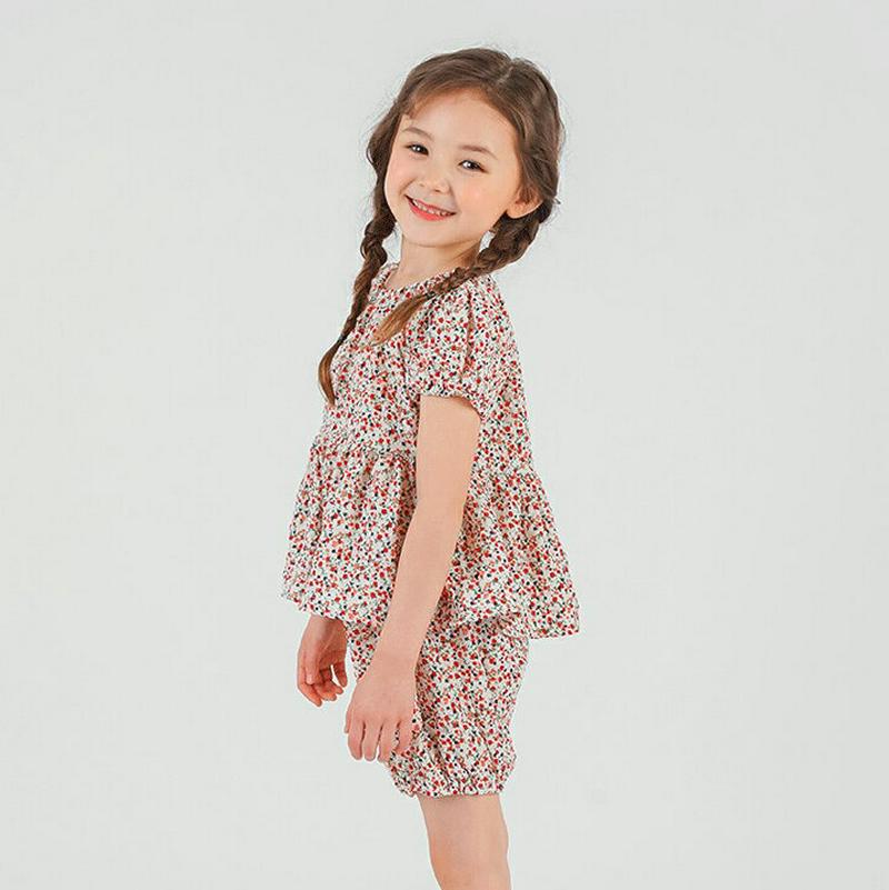 フラワーフレアTシャツ&パンツSET・p001945 キッズ【3~8才】【set】【セットアップ setup トップス Tシャツ 半袖 フラワー 花柄 パンツ ハーフパンツ ズボン 半ズボン 可愛い かわいい ガーリー 女の子 子供 こども 子供服 こども服】【KIDS】