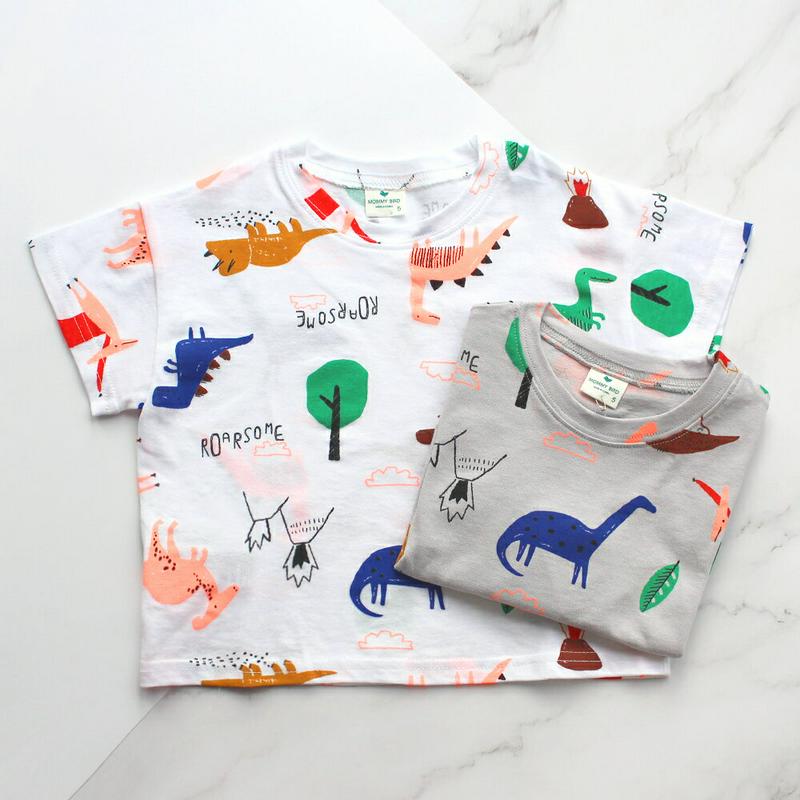Dinosaur半袖Tシャツ p001859 キッズ 【3~8才】【tops】【韓国 ファッション トップス Tシャツ カットソー ラウンドネック ハーフスリーブ 半袖 ダイナソー 恐竜 柄 パターン 子供 学生服 ジュニア服 ジュニア 春 夏】【KIDS】
