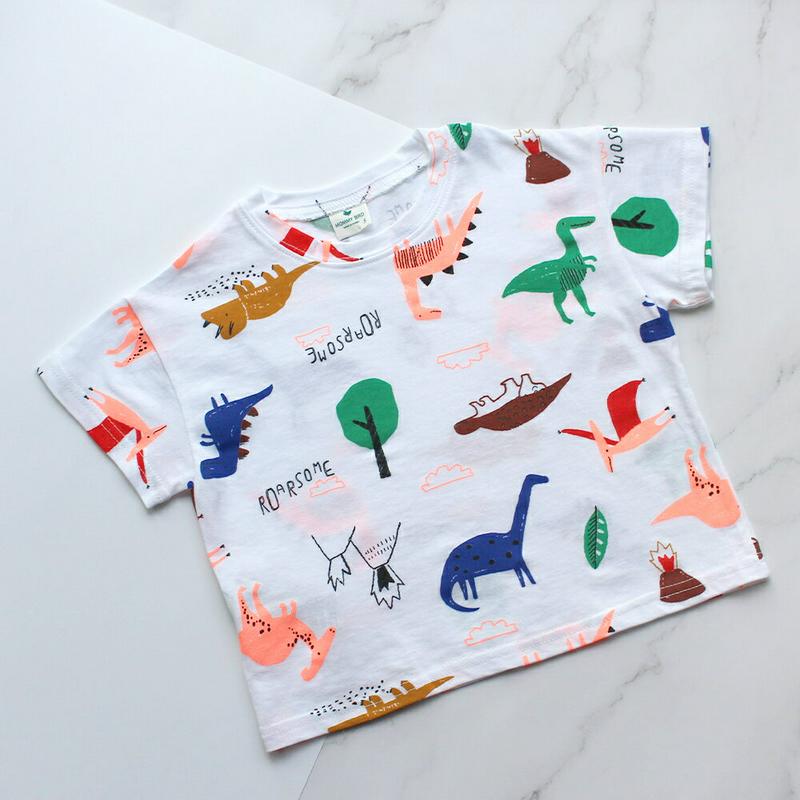 Dinosaur半袖Tシャツ p001859 キッズ 【3~8才】【tops】【韓国 ファッション トップス Tシャツ カットソー ラウンドネック ハーフスリーブ 半袖 ダイナソー 恐竜 柄 パターン 子供 学生服 ジュニア服 ジュニア 春 夏】【KIDS】