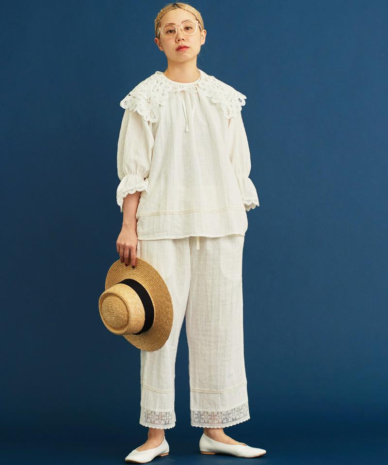 〇eiπe 「うさぎ刺繍」　レース衿パフ袖ブラウス（eiπe）