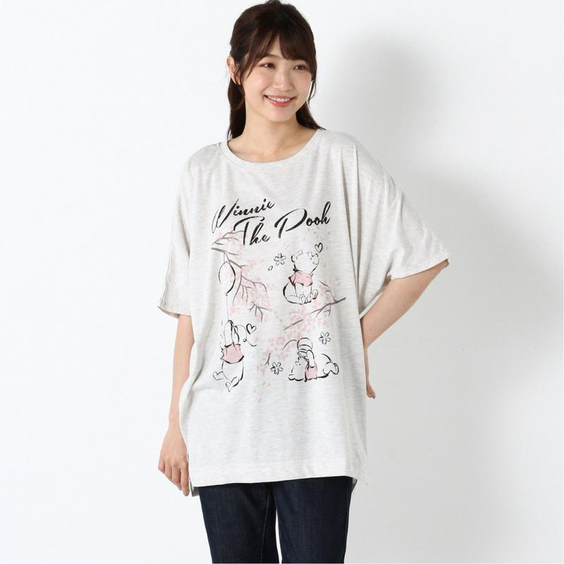 和柄プリント裾スリットドルマンＢＩＧＴシャツ「くまのプーさん」（ディズニー）