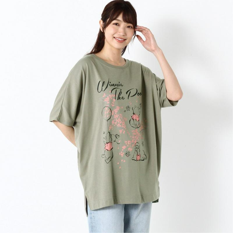 和柄プリント裾スリットドルマンＢＩＧＴシャツ「くまのプーさん」（ディズニー）