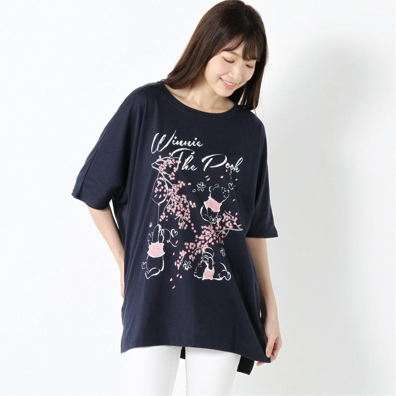 和柄プリント裾スリットドルマンＢＩＧＴシャツ「くまのプーさん」（ディズニー）