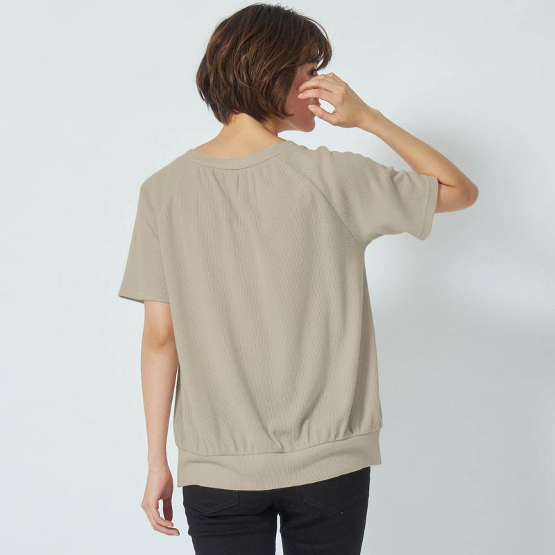 【期間限定セール】におい気にならないＶネックギャザーＴシャツ【抗菌防臭・吸汗速乾】
