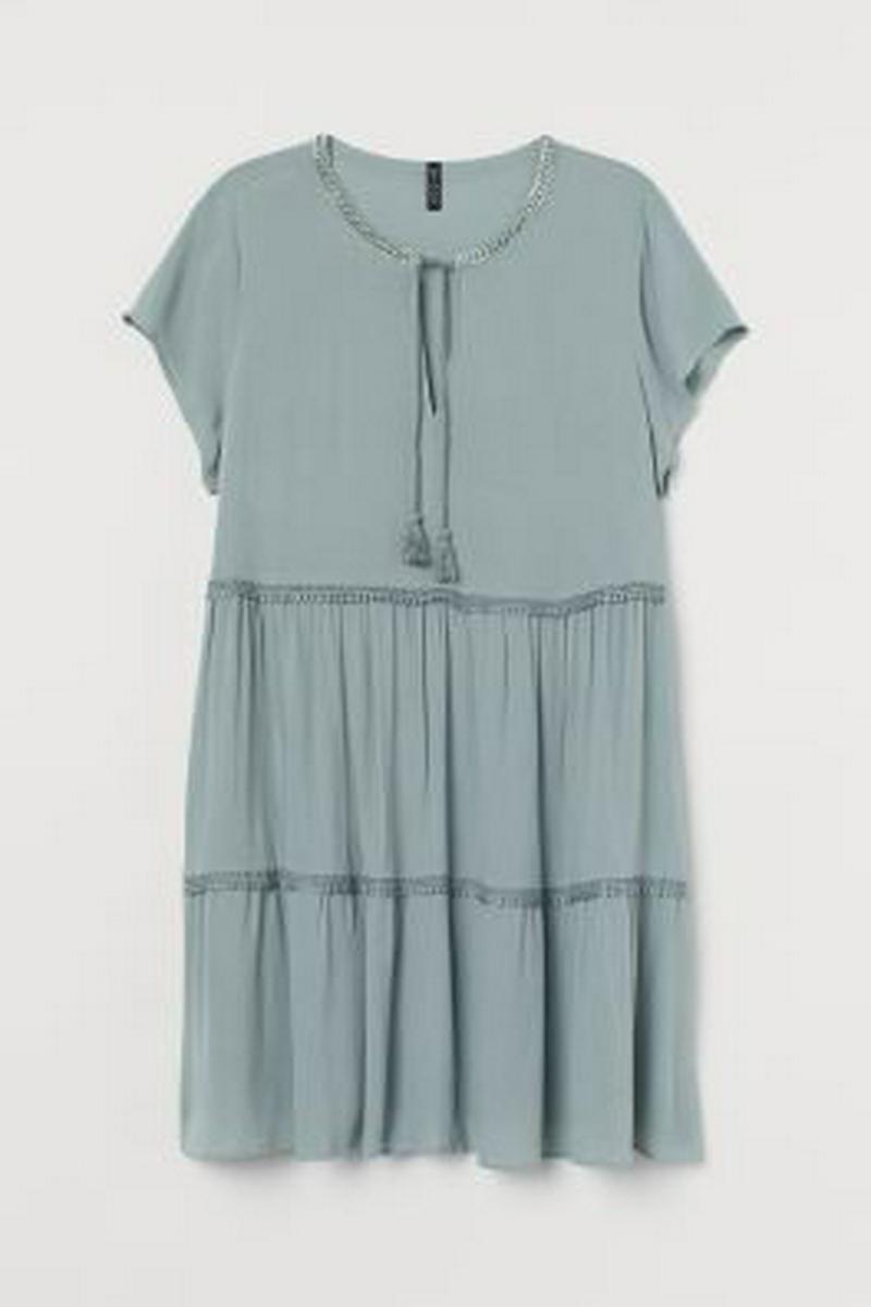 H&M+ クレープワンピース