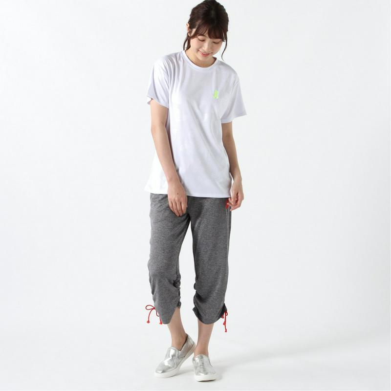 エンボスプリント半袖Ｔシャツ【Ｍ～３Ｌ】「ミッキーマウス」（ディズニー）