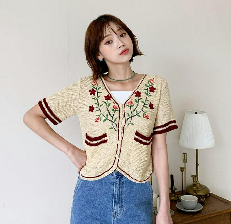 刺繍ニットカーディガン・全1色・b55720 レディース【cd】【カーディガン カーデ 羽織物 半袖 ハーフスリーブ 刺繍 花柄