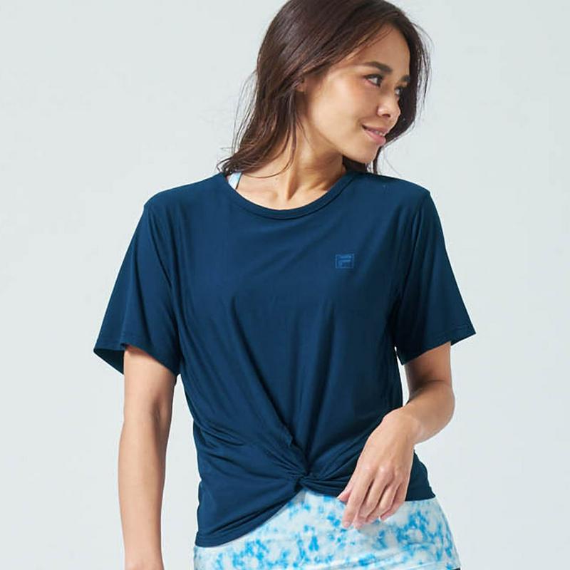 ホットヨガ時におすすめ！裾しぼり半袖Ｔシャツ（フィラ/FILA）