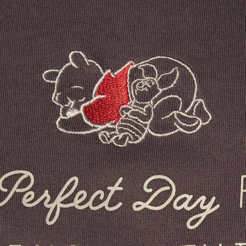 【おうちディズニー】モックネックＴシャツ「くまのプーさん」（ディズニー）