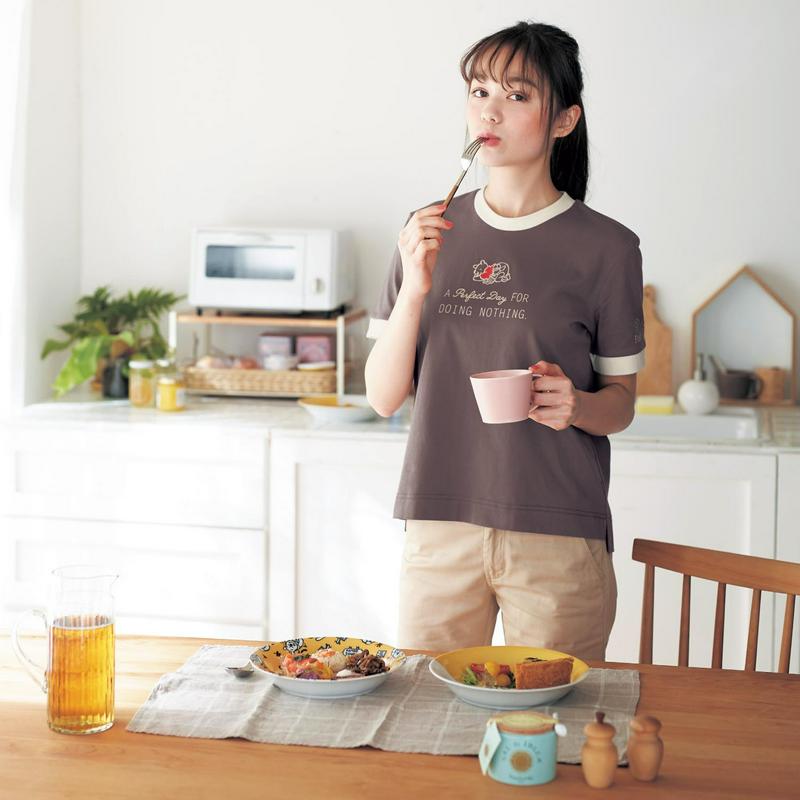 【おうちディズニー】モックネックＴシャツ「くまのプーさん」（ディズニー）