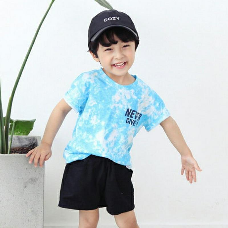タイダイレタリングTシャツ・p003253 キッズ【3~8才】【tops】【トップス Tシャツ 半袖 ハーフスリーブ ロゴ ロゴT バックロゴ レタリング タイダイ カジュアル ラフ 女の子 男の子 春 夏 韓国 韓国子供服 子供 こども 子供服 こども服】【KIDS】