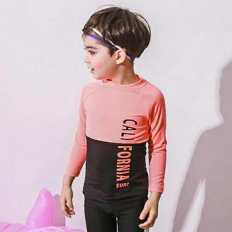 CALIラッシュガードTシャツ・p003410 キッズ【3~8才】【bw】【水着 ビーチウェア スイムウェア トップス ラッシュガード 長袖 ロゴ カジュアル ラフ 女の子 夏 韓国 韓国子供服 子供 こども 子供服 こども服】【KIDS】