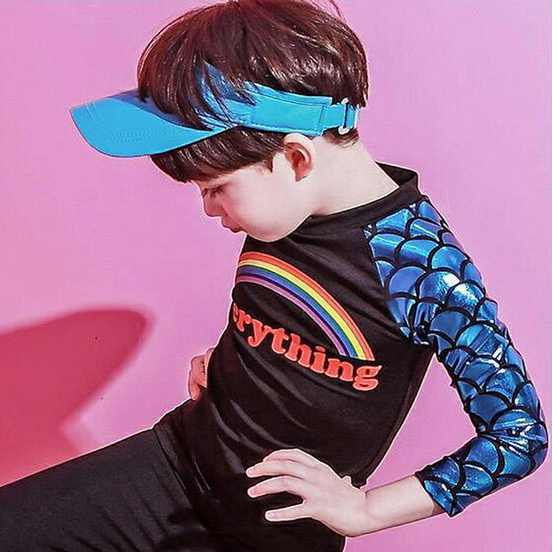 FISHレインボーラッシュガードTシャツ・p003426 キッズ【3~8才】【bw】【水着 ビーチウェア スイムウェア ラッシュガード 長袖 レインボー 個性的 女の子 男の子 夏 韓国 韓国子供服 子供 こども 子供服 こども服】【KIDS】