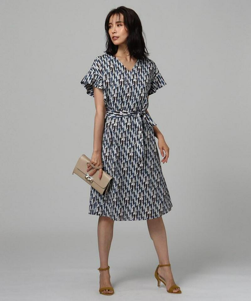 【洗える】Rattiグラフィックプリントワンピース