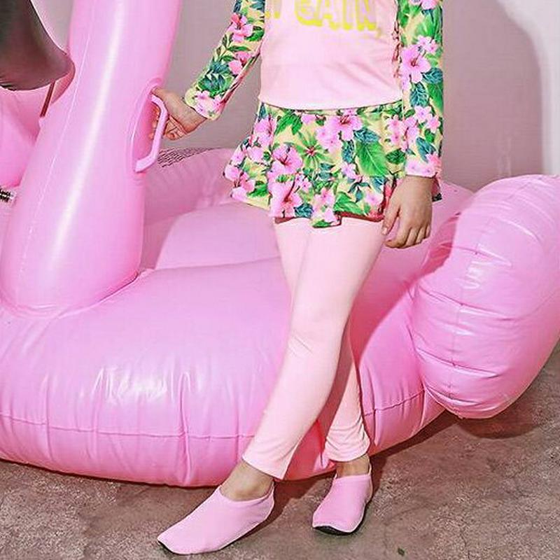 フローラルスカートスイムレギンス p003430・キッズ 【3~8才】【bw】【韓国 ファッション 水着 ラッシュガード スイムウェア 水遊び プール 海 日焼け防止 日除け 速乾 単品 ロング パンツ レギンス スカート 花柄 子供 子供服 ジュニア 夏】【KIDS】