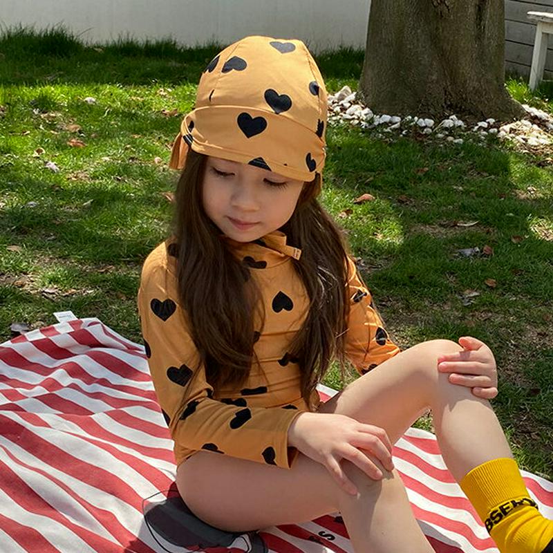 【新作10%OFF】ハート柄水着・u03926・キッズ 【3~8才】【bw】【韓国 ファッション 水着 ワンピース スイムウェア