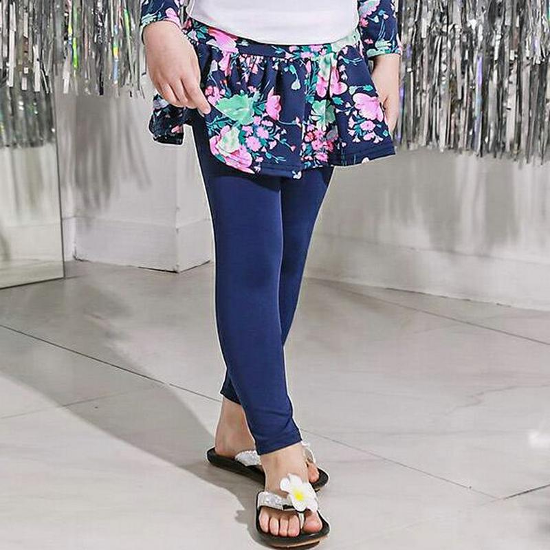 花柄フレアスカートスイムレギンス p003424・キッズ 【3~8才】【bw】【韓国 ファッション 水着 ラッシュガード スイムウェア 水遊び プール 海 日焼け防止 日除け 速乾 単品 スイム ロング パンツ スカート 花柄 子供 子供服 小学生 ジュニア 夏】【KIDS】