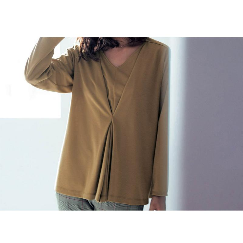 【９／２５販売終了】すっきり見えタックカットソーチュニック