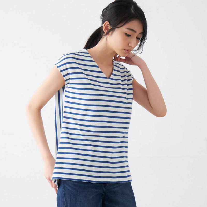 バックスリットＶネックボーダーＴシャツ