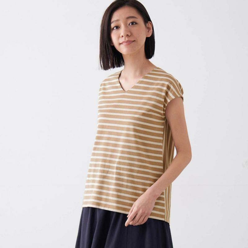 バックスリットＶネックボーダーＴシャツ