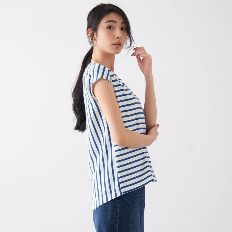 バックスリットＶネックボーダーＴシャツ