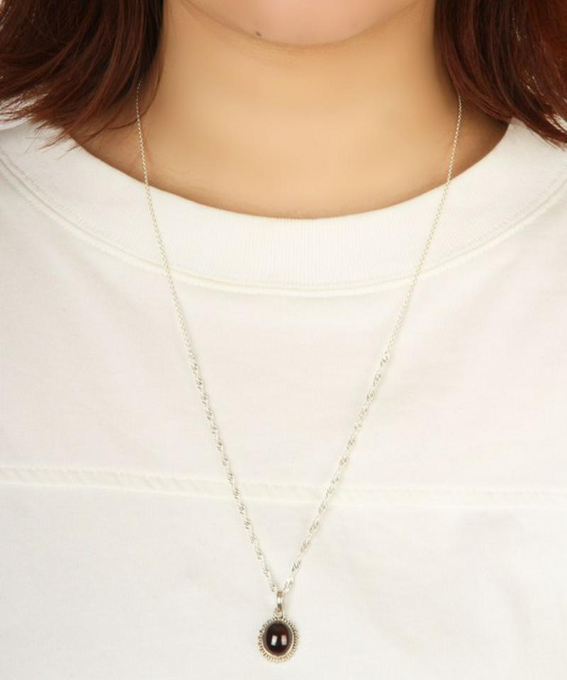 【フランス買付】ガーネット装飾楕円ネックレス(一点もの)
