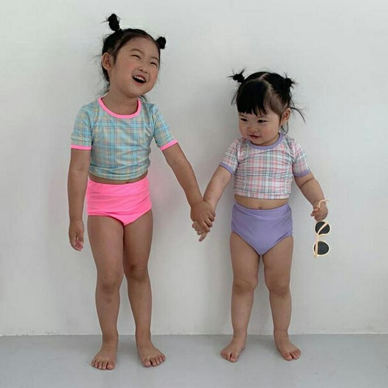 【新作10%OFF】帽子付チェック柄水着SET・u04454・キッズ 【3~8才】【bw】【韓国 ファッション 水着 ラッシュガ