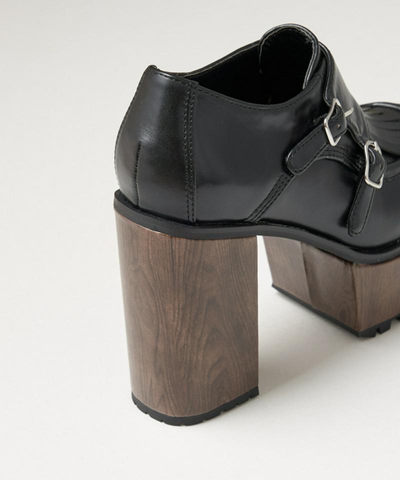 フリンジローファー