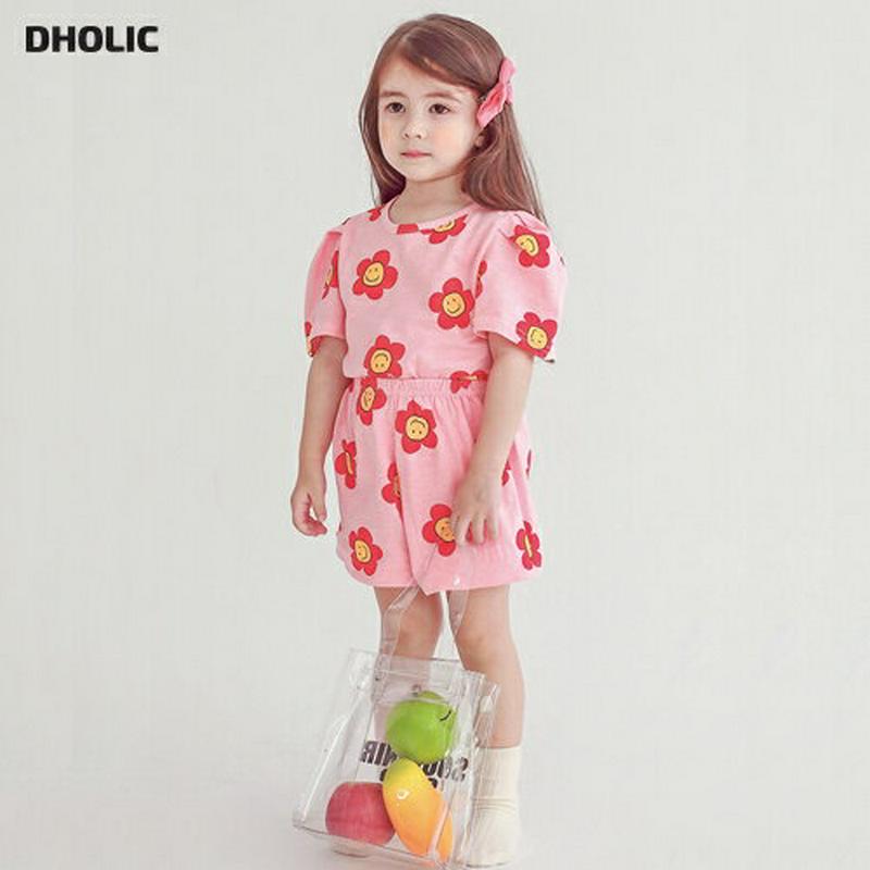 スマイルフラワー上下SET・p004485・キッズ 【3~8才】【SET】【韓国 ファッション セットアップ Tシャツ カットソー 半袖 ハーフスリーブ パンツ ショート ハーフ 半ズボン ウエストゴム ルーズ 女の子 通学 通園 子供 子供服 小学生 夏】【KIDS】