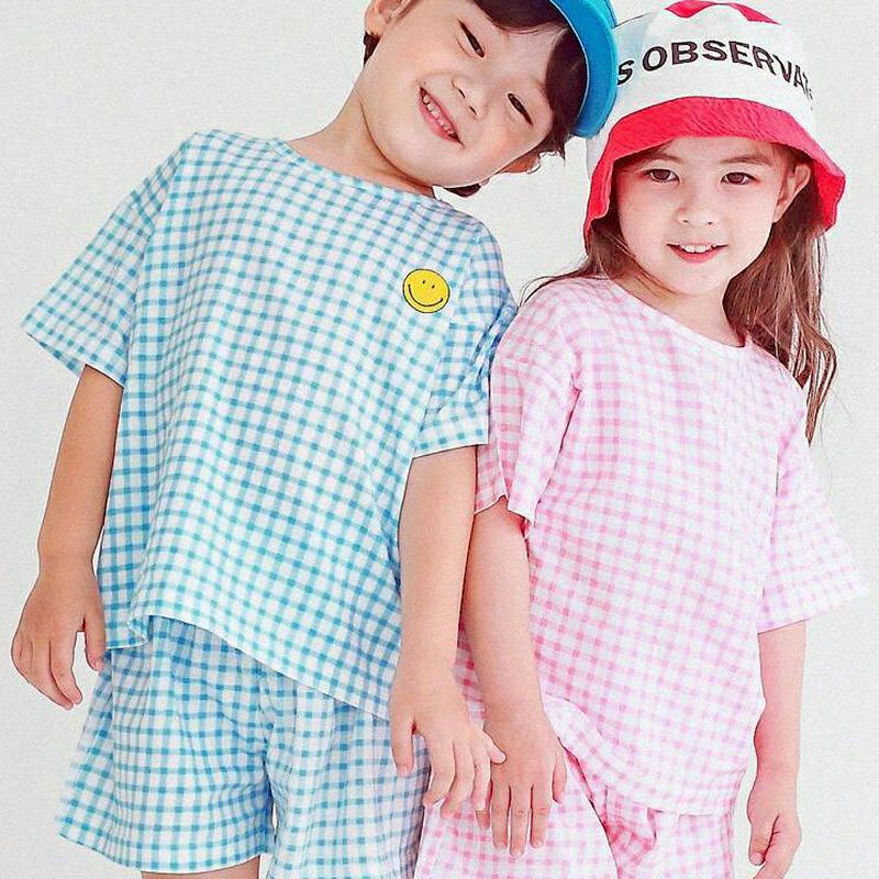 スマイルチェック柄Tシャツ・p004524 キッズ【3~8才】【tops】【トップス Tシャツ 半袖 ハーフスリーブ ラウンドネック チェック柄 ギンガムチェック ラフ 綿 コットン 女の子 男の子 韓国 韓国子供服 子供 こども 子供服 こども服】【KIDS】
