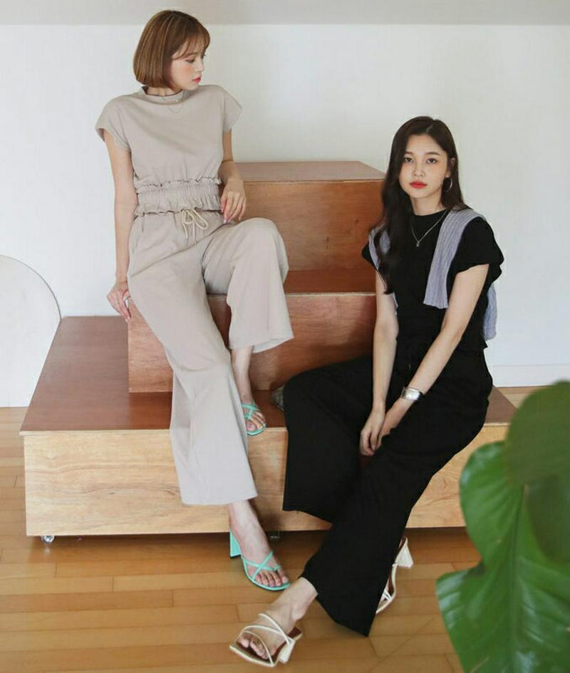 【新作10%OFF】シャーリングTシャツ&パンツSET・全2色・t60561 レディース【pt】【韓国 ファッション セットアッ