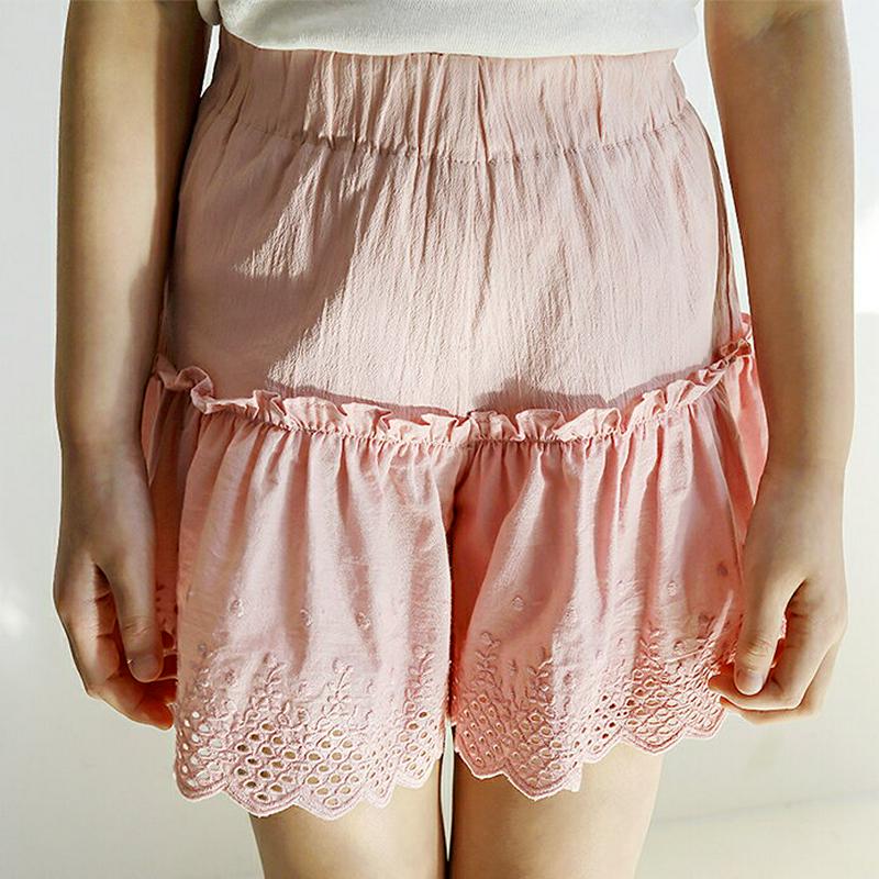 【只今10%OFF】フリルパンチングヘムショートパンツ p003563・キッズ 【3~8才】【pt】【韓国 ファッション ボトム