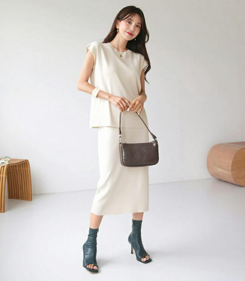 ≪人気商品再入荷≫フレンチスリーブニット&タイトスカートSET・全3色・b47869 レディース【ops】 韓国ファッション セットアップ ニット フレンチスリーブ Hライン スカート 二の腕カバー ベージュ ロングスカート サマーニット ウエストゴム 夏