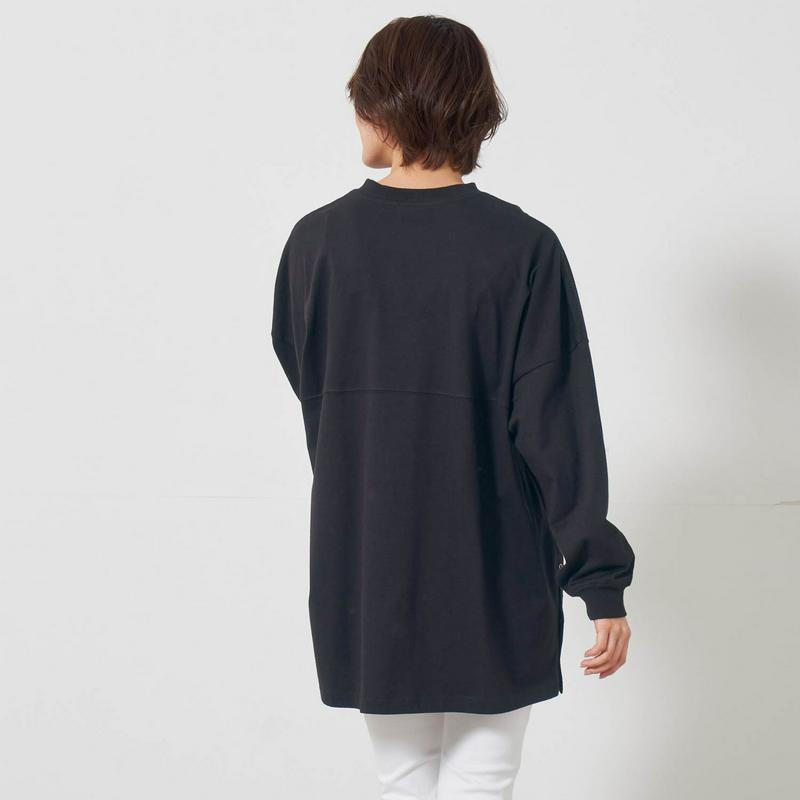 春先にも大活躍！体型カバー効果◎ボタン付きスリットチュニックＴシャツ（コンバース/CONVERSE）