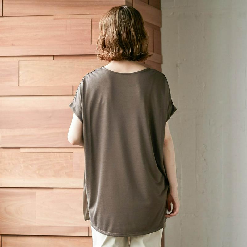 前身頃シフォン使いフレンチスリーブプリントＴシャツ